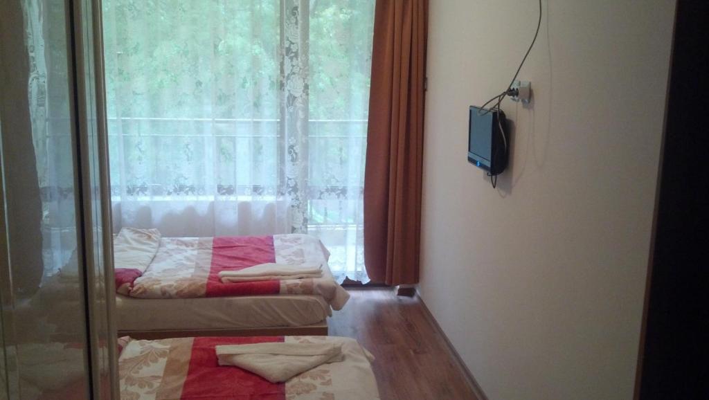 Central Park Family Hotel Kavarna Kamer foto